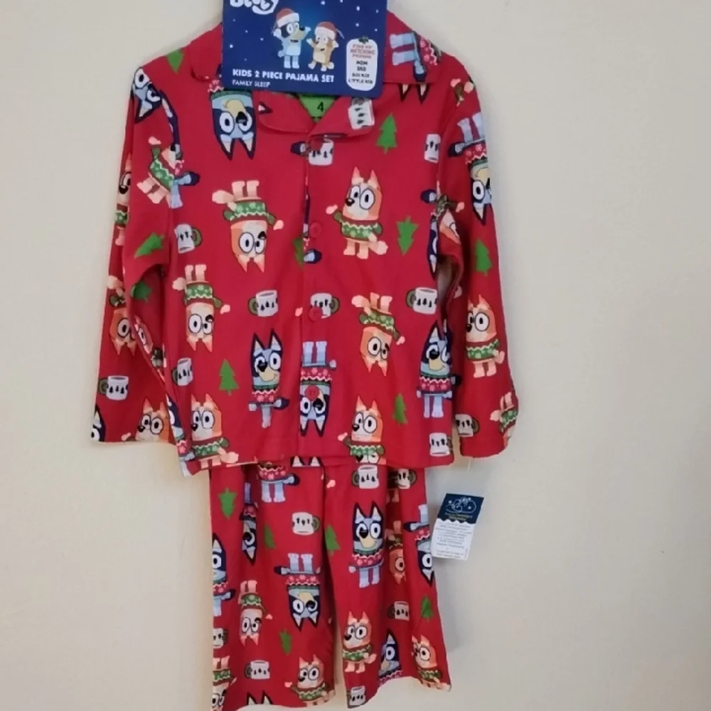 NWT Bluey Red Kids 2-Piece Owl Pajama Set